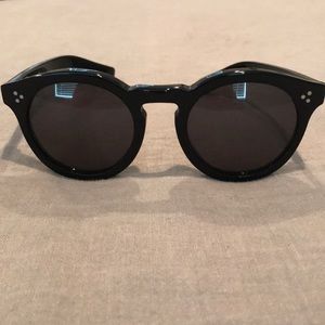 Illesteva black sunglasses